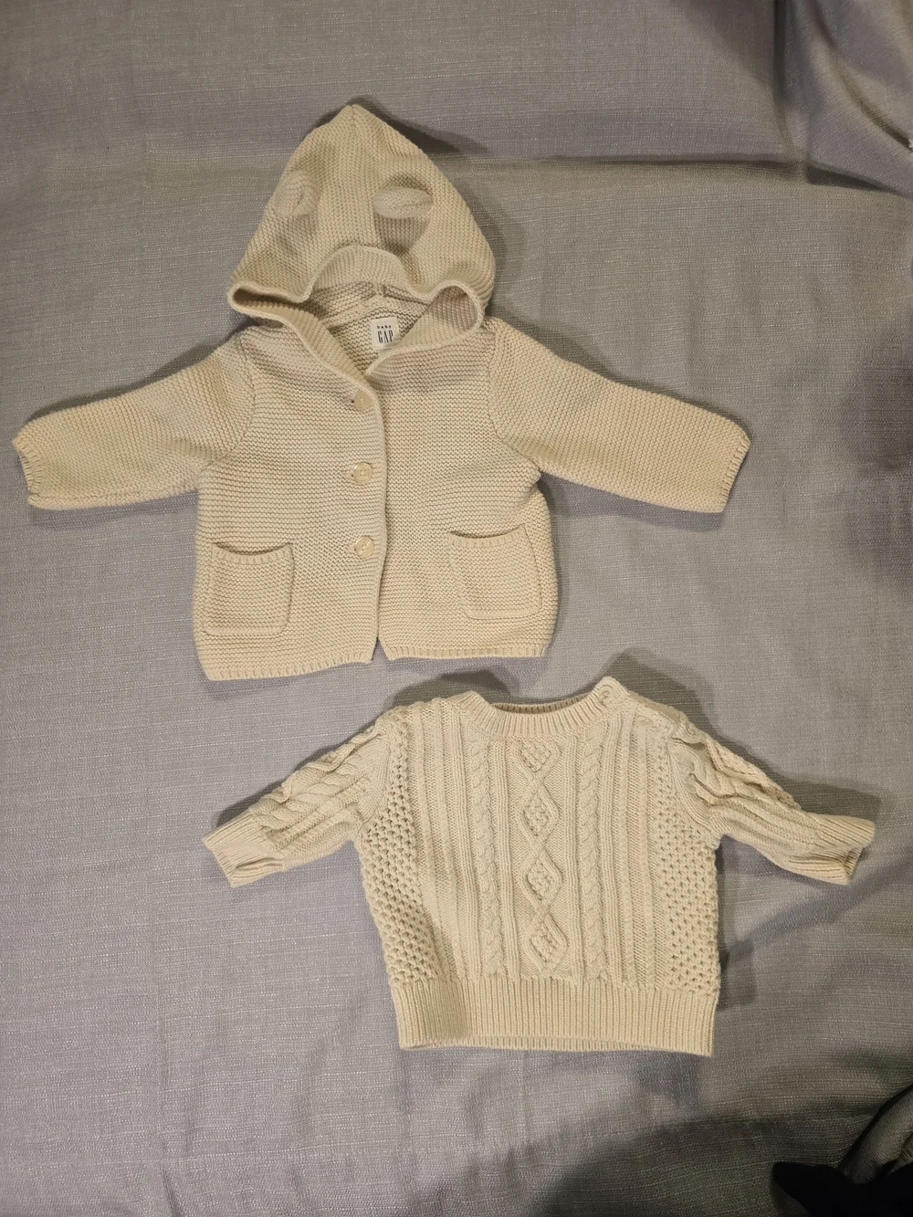 Baby Gap Knit Sweater Bundle 2 Piece Hooded Cardigan Cable Knit Cream 0-6 Months